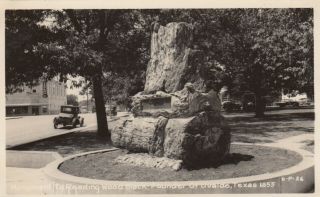 Rp,  Uvalde,  Texas,  30 - 40s ; Reading Wood Black Monument