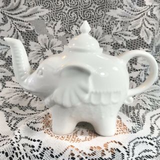 Teapot Ceramic By Cordon Blue.  Indian Elephant Design With Lid.