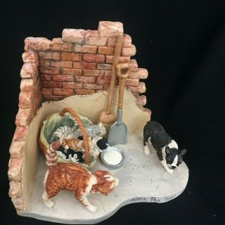 Lowell Davis Border Fine Arts " Hittin The Trail " Sculpture Cats And Dog