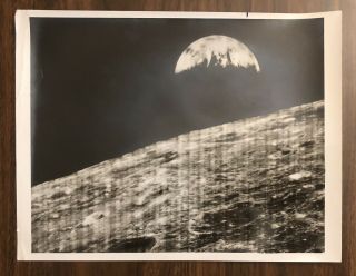 Nasa Lunar Orbiter I Photograph First View Of The Earth Apollo Mission