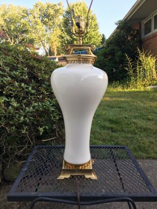 Vintage 1990 Chapman Table Lamp White Pottery And Solid Brass Oriental