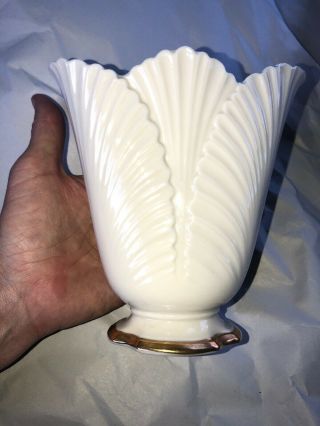 ❤️lenox Ivory White Gold Trim Vase Leaves