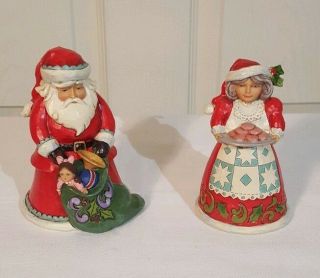 Jim Shore Santa And Mrs.  Claus Heartwood Creek " Tis The Season For Giving ".