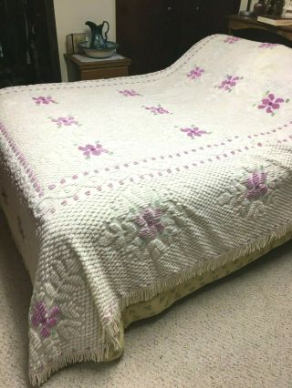 Vintage Retro Chenille Bedspread White With Purple Flowers 88 " X 102 "