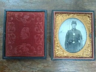 1/6 Plate Civil War Tintype of Double Armed Union Soldier - Musket & Revolver 2