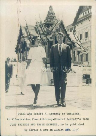 1962 Wire Photo Politics Ethel Robert Kennedy Thailand Just Friends Brave 5x7