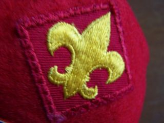 BOY SCOUTS EAGLE RED WOOL BERET/CAP - SIZE LARGE 4