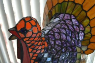 Tiffany Style Stained Glass Turkey Lamp.  Lights Up And In Great Order. 7