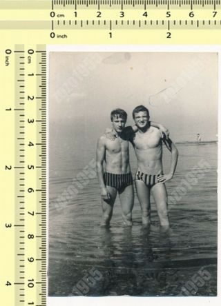 2 Beefcake Shirtless Handsome Guys Men Hug Trunks Gay Int Males Beach Old Photo