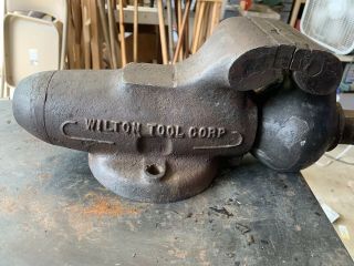 Wilton Bullet Vise No.  4 Pat Pend,  CHICAGO,  Early. 2