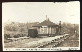 Rare 1930s Rppc,  Rock Island Railroad Station & Tunnel,  Freeburg,  Mo.