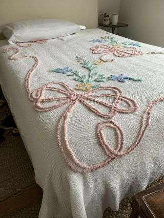 Vintage Chenille Bedspread Cotton Florals Twin Full 82” X 104”