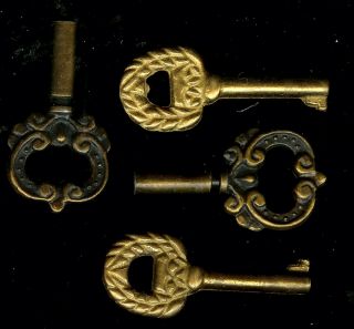 Old Vintage Brass Steel Metal Barrel Keys Skeleton Victorian Lock Trunk Key
