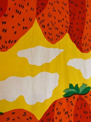 RARE Marimekko Strawberry Mansikkavuoret by Maija Isola Mid Century Mod Fabric 2