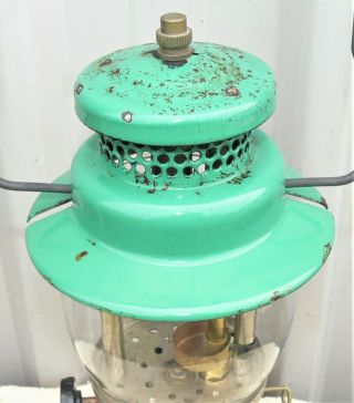 Coleman 249 kerosene lantern,  made Canada 3/64,  with generator to use. 2