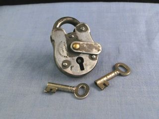Wm Pinson Steel Padlock Vintage 1952 Gate Door Lock With Key