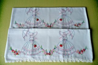 Vintage Pair Pillowcases Embroidered Southern Belles & Flowers Crochet Edge Trim