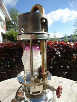 Vintage Optimus 930 kerosene pressure lantern & NOS military folding shade 12
