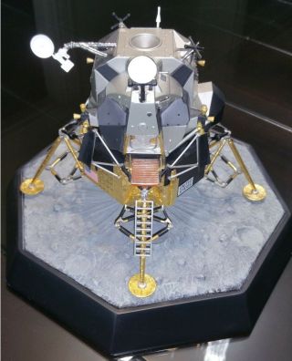 Franklin Nasa Apollo Xi 11 Lunar Module Lem Like With Paperwork