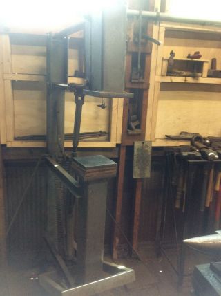 Blacksmith Treadle Hammer Blacksmith tools 3