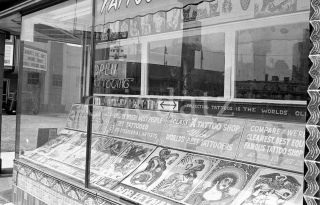 Nieh Negative,  Tattoo Studio,  Lee Roy Minugh,  The Pike Long Beach,  1962 N310643