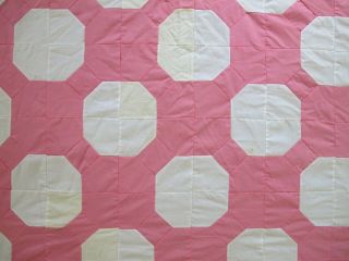 QUEEN Vintage All Cotton Hand Pieced PINK WHITE Bow Tie Octagon Quilt TOP; Good 7