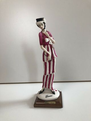 Giuseppe Armani Figurine " Lady With Necklace " 1987 Florence Pink