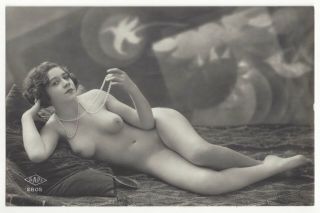 1920 French Photograph - Naked Blonde W/ Seductive Stare