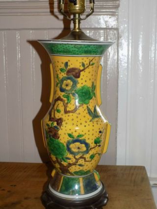 (2) Vintage 1940 ' s Japanese Hand Painted Porcelain Vase Table Lamps 2