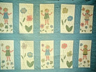 - SWEET BLUESY CUSTOM QUILTED GIRLS WITH FLOWERS APPLIQUE QUILT 2
