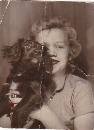 Vintage Photo Booth: Pretty Young Girl W/red Lips Holding Spaniel Type Dog