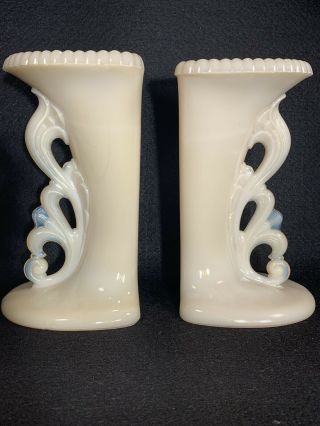 Aladdin Mantle Co.  Alacite Glass Vase Bookends Pair Uranium Ca.  1940 