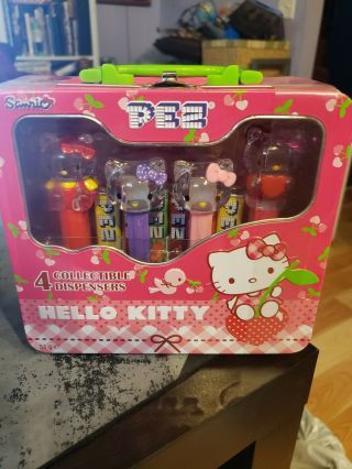 Hello Kitty Collectible Despensers Pez