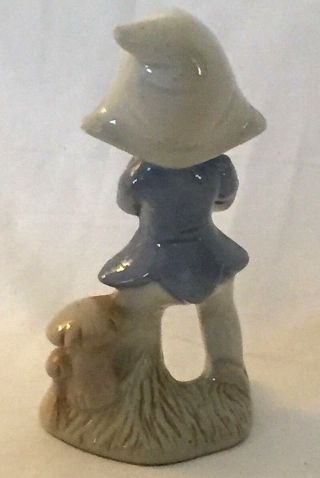 Vintage DUTCH BOY & Mushrooms blue white porcelain figurine 5.  5 