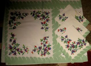 Vtg Wilendur Blueberry Tablecloth/napkins Print Linen 47 " X 53 " Red/white/blue