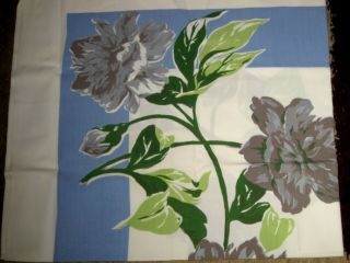 Vtg Blue/green/gray Hydrangea/leaves Tablecloth Print Linen 47 " X 51 " Ecu