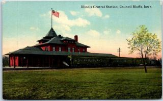 Council Bluffs,  Iowa Postcard " Illinois Central Station " Railroad Depot W/ Train