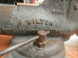 WILTON BULLET SWIVEL VISE C - 1 4 1/2 