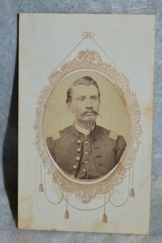 Cdv Officer From Ill.  9th.  Infantry 1st.  Lieutenant Civil War Period