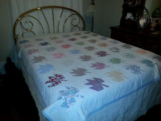 Estate Heirloom Maple Leaf Quilt Hand Crafted & Hand Quilted 70 " X 79 "