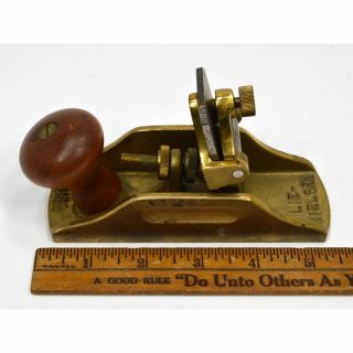 Stanley - like ' SMALL BRONZE SCRAPING PLANE ' No 212 by LIE NIELSEN TOOLWORKS (L - N) 2