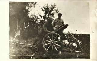Vintage Ww1 Rppc Postcard / 2 Soldiers Positioned With A Cannon