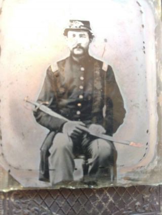 Civil war soldier with big sword Sabre and hat ambrotype photo very old photo 3