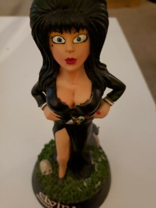 Elvira Mistress Of The Dark Hand Painted Bobblehead By Strikezone 2003 Halloween