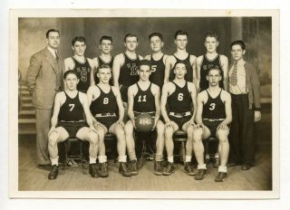 4 Vintage Photo Boys School Basketball Team Uniforms 1942 Snapshot