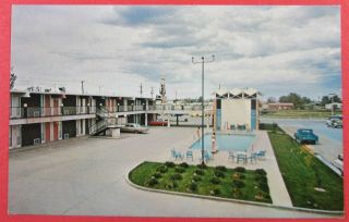 Sands Motor Lodge,  Gillette Wy Postcard (5211)