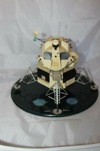 pre 1969 Nasa Grumman L.  E.  M.  Lunar Excursion Module Executive Desk Model 8