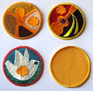 Rare 1974 - 1979 Girl Scout Senior Interest Patch - Set Of 4 Arts Worlds Badges