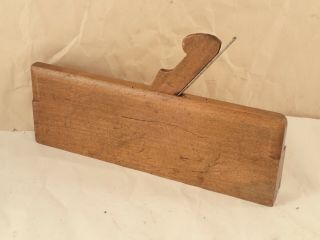 Antique ' Unbranded ' 3/16 in.  Side Bead Beech Molding Plane 2