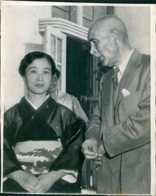 1946 Press Photo Military General Masaharu Homma Manila Fujiko Homma Wife 7x9